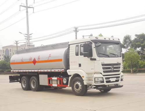 楚飞牌CLQ5250GJY5SX型加油车