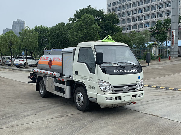 楚飞牌CLQ5040GJY6BJ型加油车